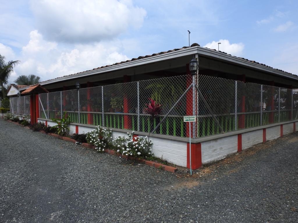 סנטה רוזה דה כבאל Hostal La Sultana מראה חיצוני תמונה