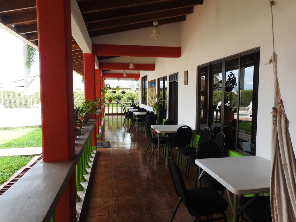 סנטה רוזה דה כבאל Hostal La Sultana מראה חיצוני תמונה